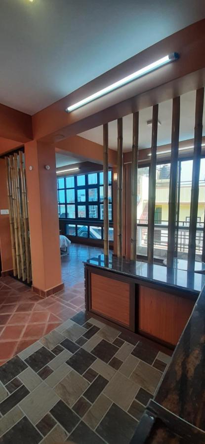 Looniva Guest House Lalitpur Экстерьер фото