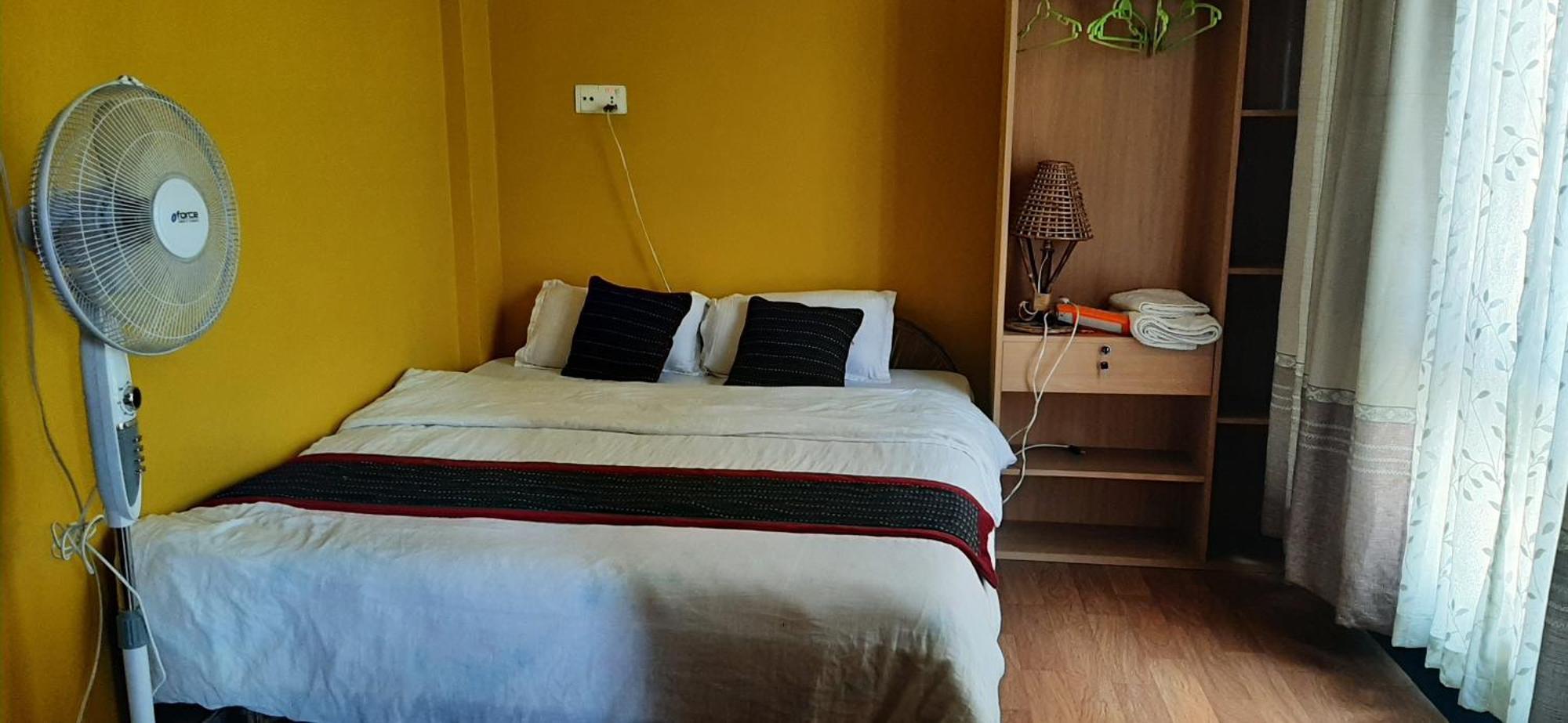 Looniva Guest House Lalitpur Экстерьер фото