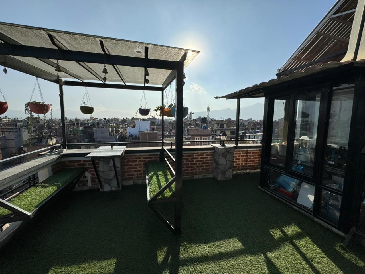 Looniva Guest House Lalitpur Номер фото