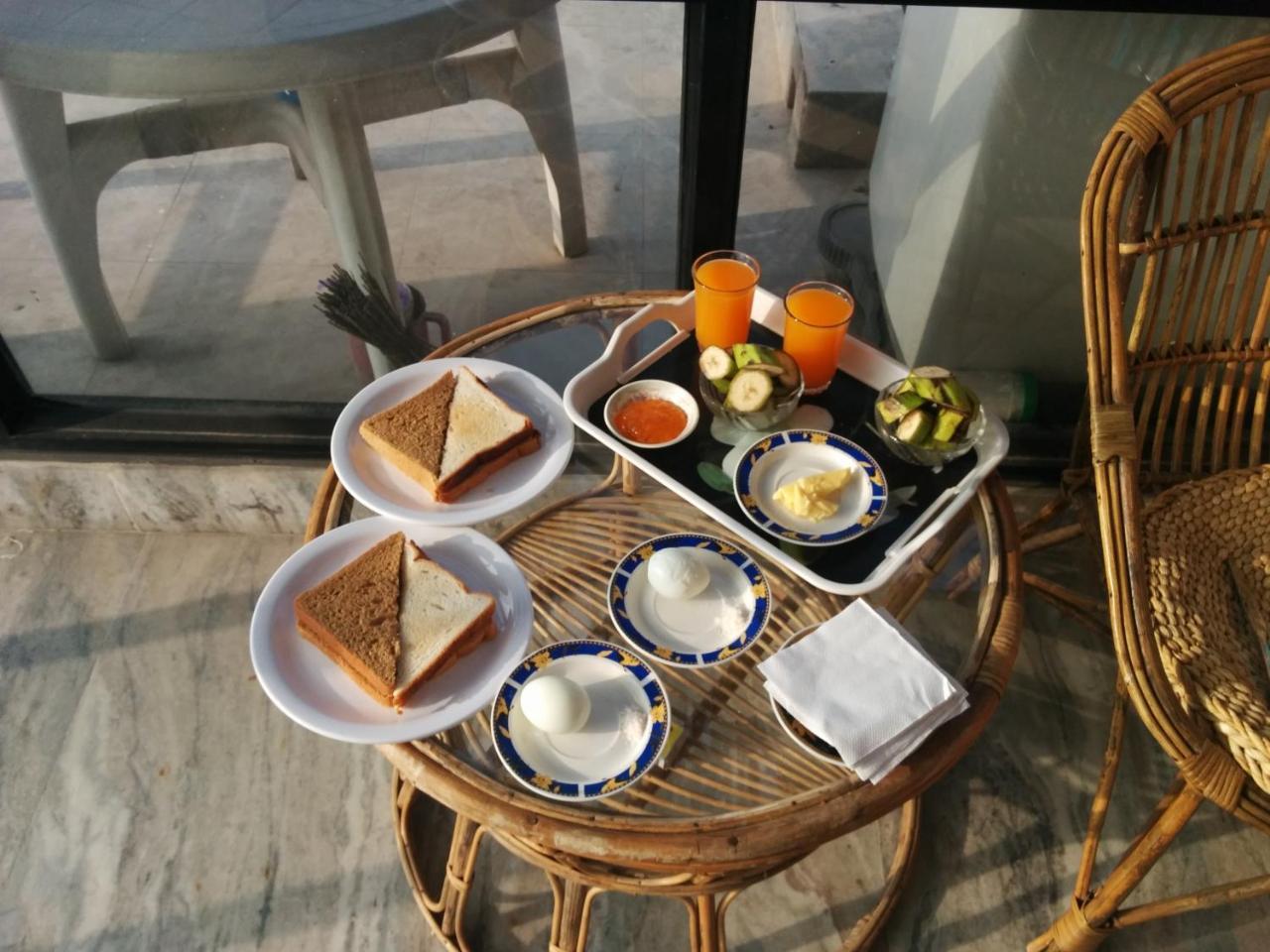 Looniva Guest House Lalitpur Экстерьер фото